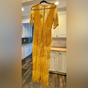 honey punch lace romper dress, size M